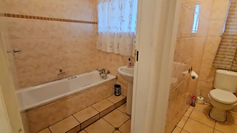 3 Bedroom Property for Sale in Three Rivers Gauteng