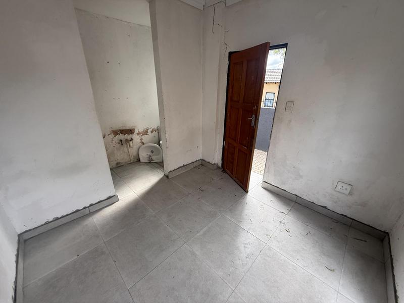 To Let 4 Bedroom Property for Rent in Summerfields Estate Gauteng