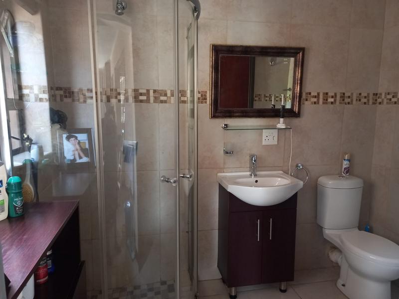 To Let 1 Bedroom Property for Rent in Bryanston Gauteng