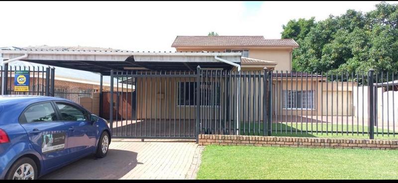 5 Bedroom Property for Sale in Mayville Gauteng