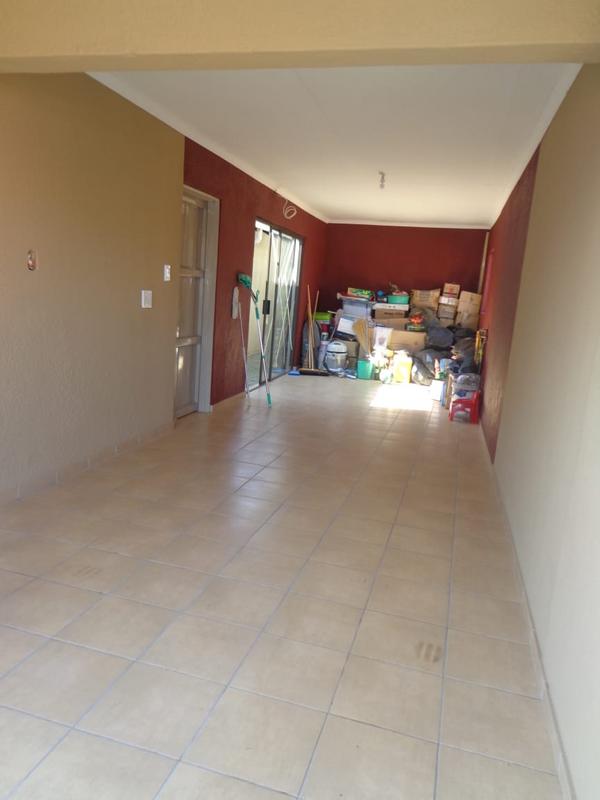 4 Bedroom Property for Sale in The Orchards Gauteng