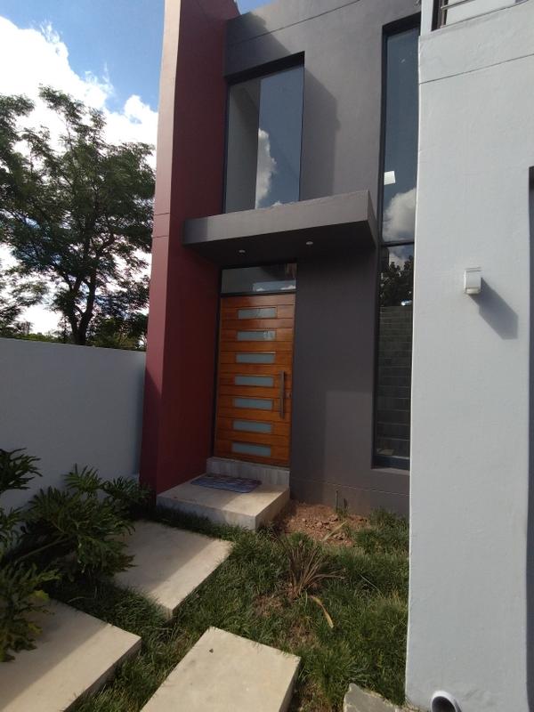 To Let 5 Bedroom Property for Rent in Morningside Gauteng