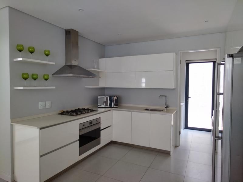 To Let 4 Bedroom Property for Rent in Morningside Gauteng