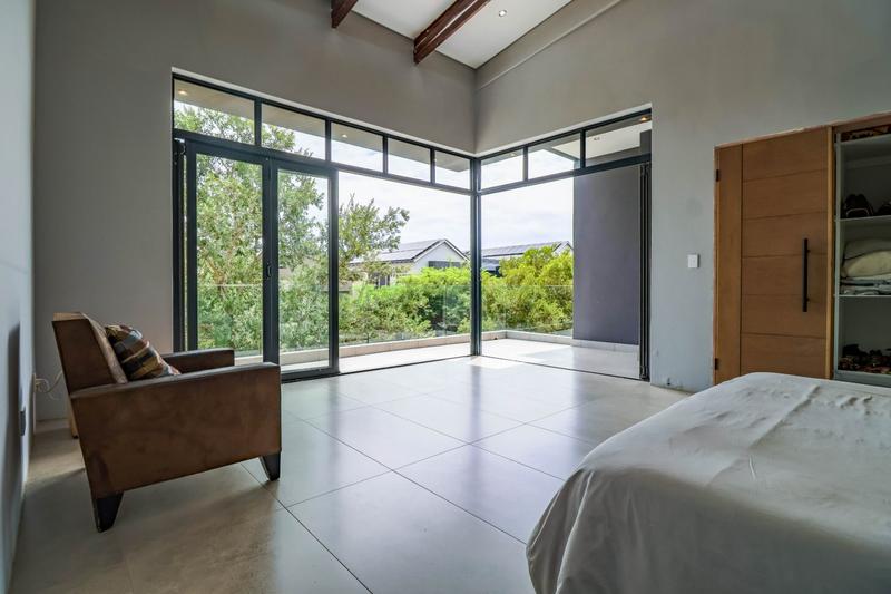 5 Bedroom Property for Sale in Copperleaf Estate Gauteng