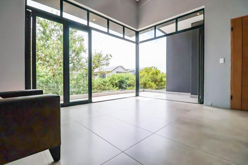 5 Bedroom Property for Sale in Copperleaf Estate Gauteng