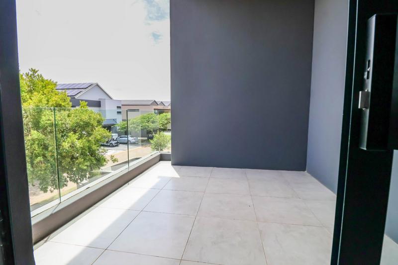 5 Bedroom Property for Sale in Copperleaf Estate Gauteng