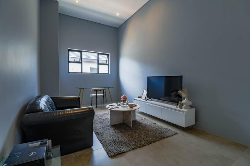 5 Bedroom Property for Sale in Copperleaf Estate Gauteng