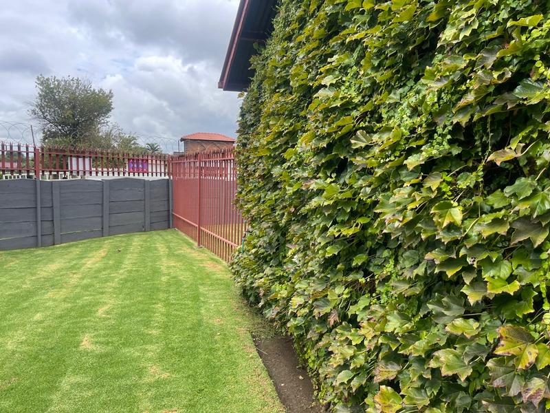 3 Bedroom Property for Sale in Vanderbijlpark CW 4 Gauteng