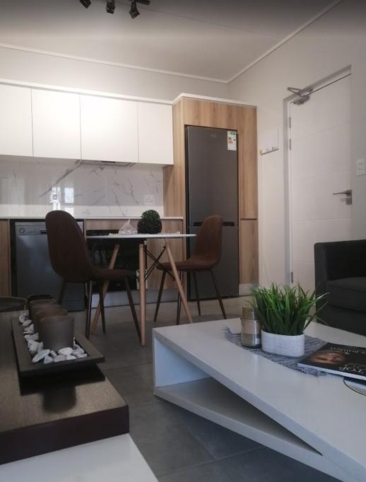 To Let 1 Bedroom Property for Rent in Waterfall Gauteng