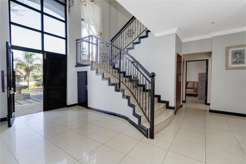 To Let 6 Bedroom Property for Rent in Dainfern Valley Gauteng