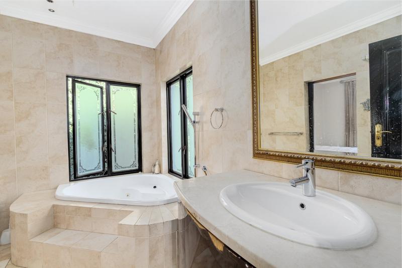 To Let 6 Bedroom Property for Rent in Dainfern Valley Gauteng