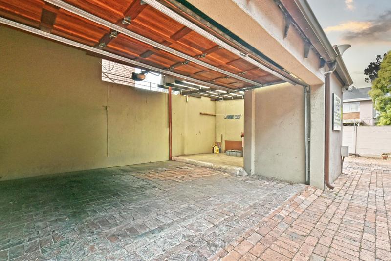 3 Bedroom Property for Sale in Brackenhurst Gauteng