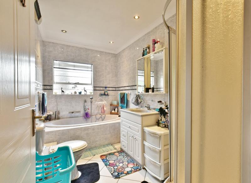 4 Bedroom Property for Sale in Meyersdal Gauteng