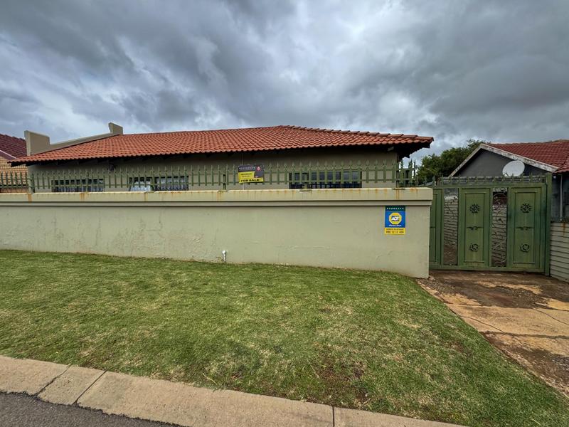 3 Bedroom Property for Sale in Ennerdale Gauteng