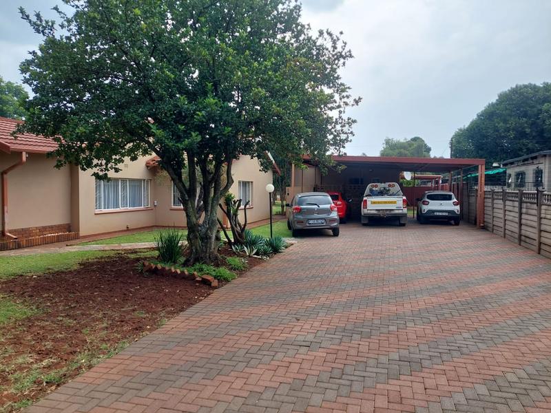 4 Bedroom Property for Sale in Valhalla Gauteng