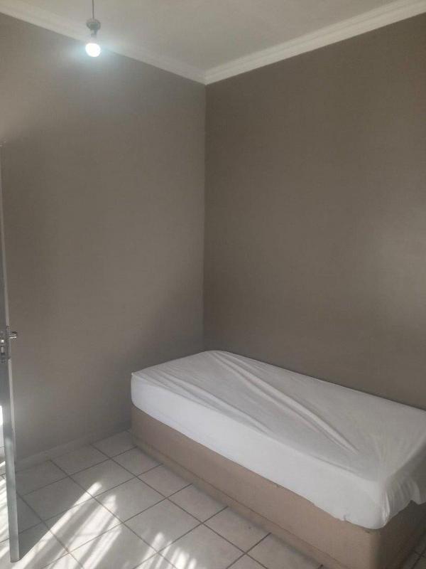 To Let 1 Bedroom Property for Rent in Sunnyside Gauteng