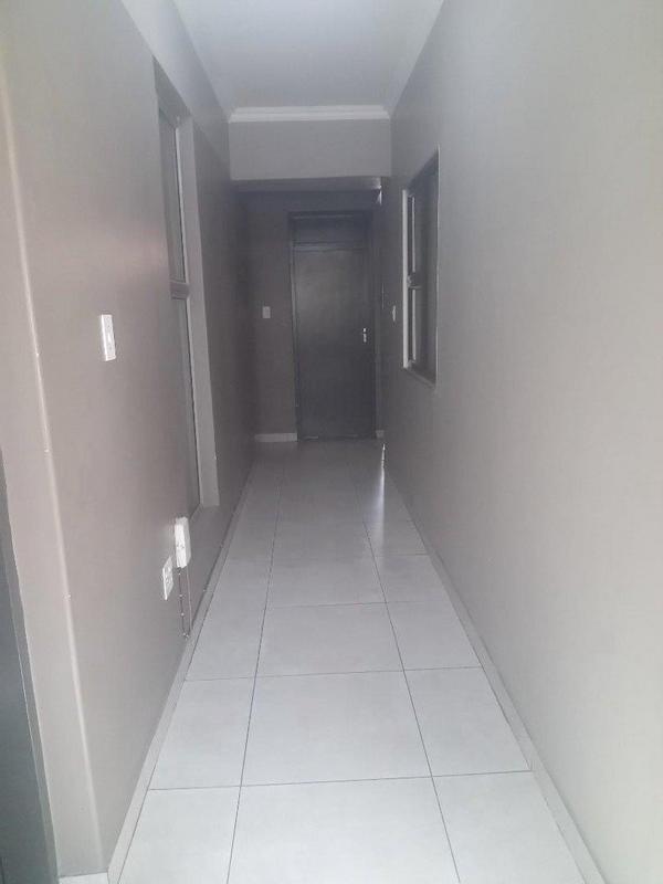 To Let 1 Bedroom Property for Rent in Sunnyside Gauteng