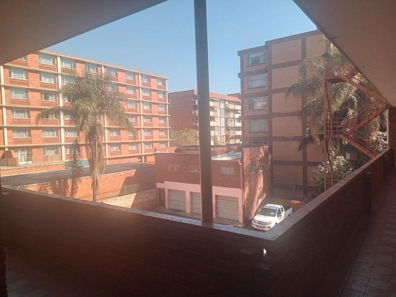 To Let 5 Bedroom Property for Rent in Sunnyside Gauteng