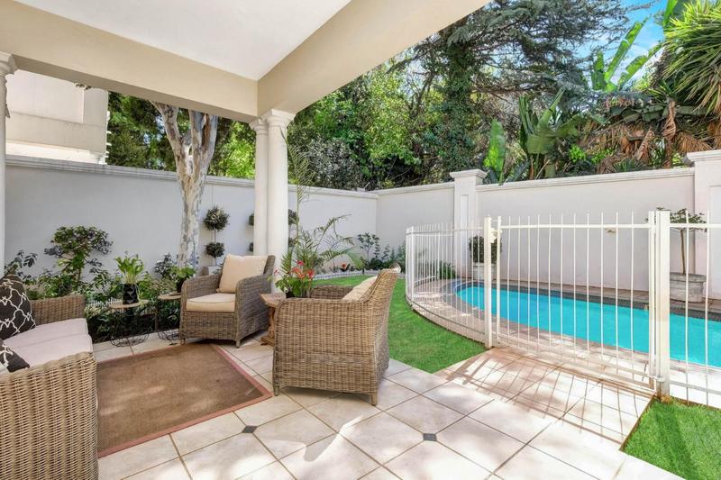 To Let 3 Bedroom Property for Rent in Melrose Gauteng