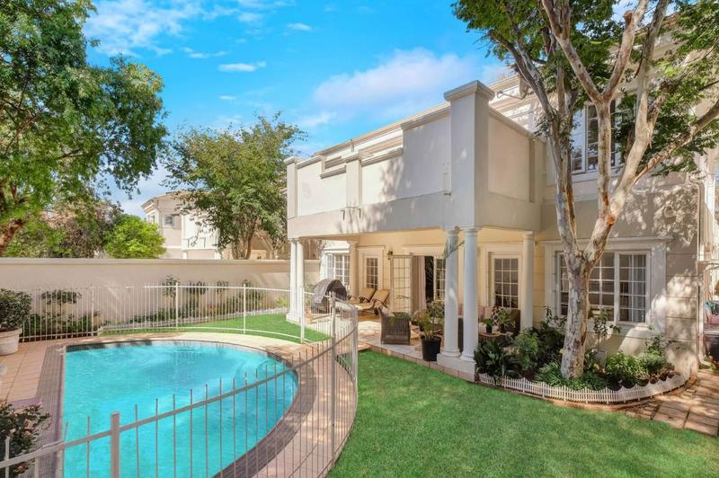 To Let 3 Bedroom Property for Rent in Melrose Gauteng