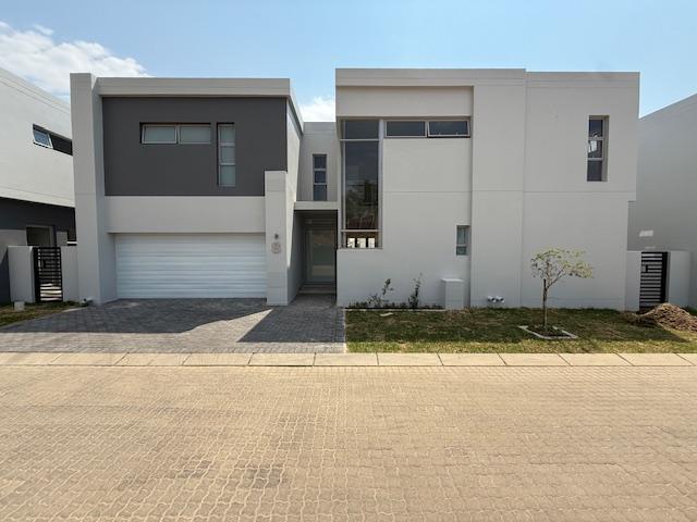 To Let 4 Bedroom Property for Rent in Bryanston Gauteng