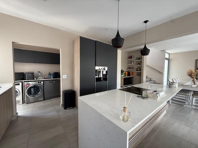 To Let 4 Bedroom Property for Rent in Bryanston Gauteng