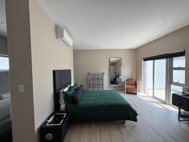 To Let 4 Bedroom Property for Rent in Bryanston Gauteng