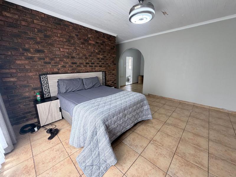 4 Bedroom Property for Sale in Sunair Park Gauteng