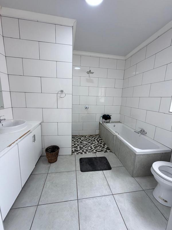 4 Bedroom Property for Sale in Sunair Park Gauteng