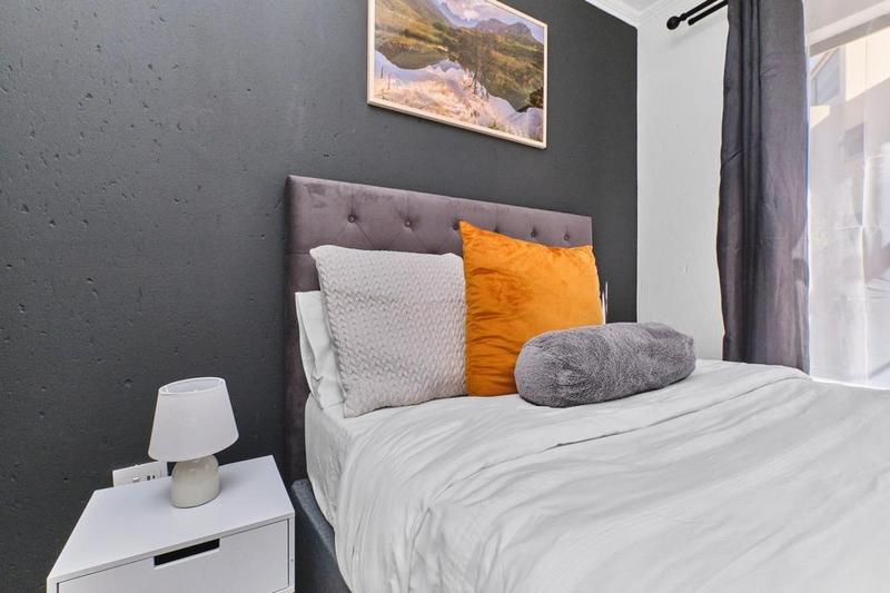 To Let 3 Bedroom Property for Rent in Beverley Gauteng