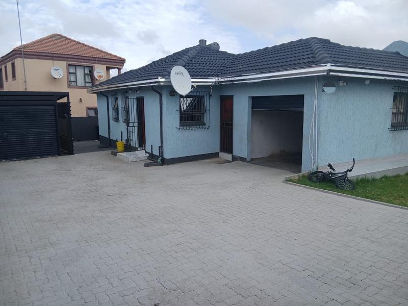 3 Bedroom Property for Sale in Birch Acres Gauteng