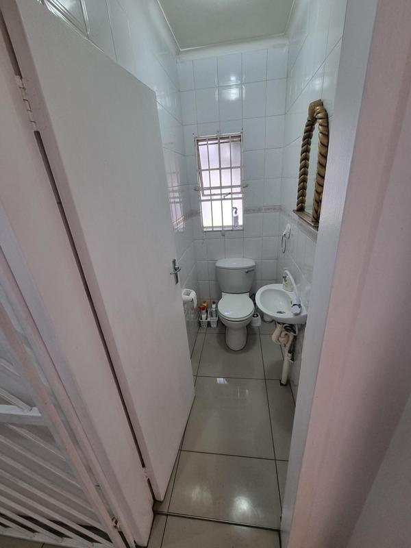 To Let 3 Bedroom Property for Rent in Bedfordview Gauteng