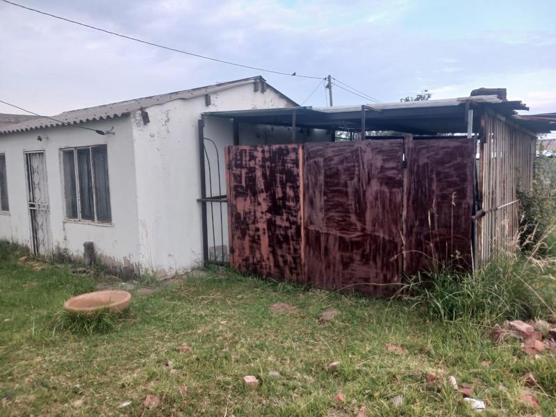 2 Bedroom Property for Sale in Kwenele South Gauteng