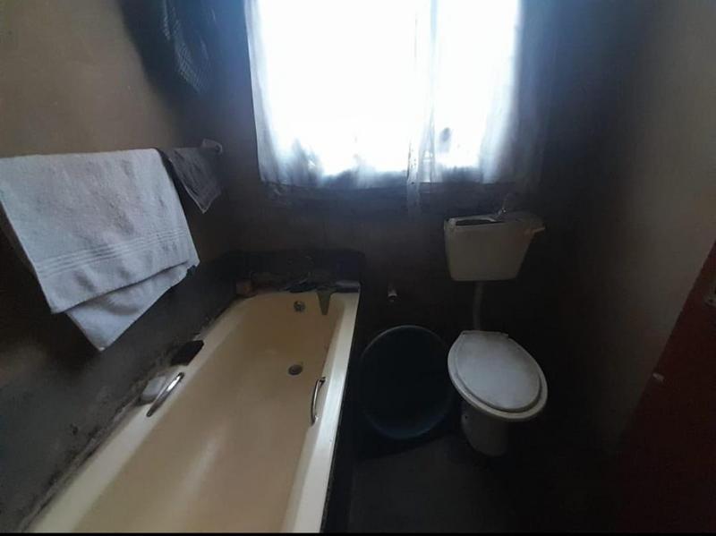 2 Bedroom Property for Sale in Kwenele South Gauteng