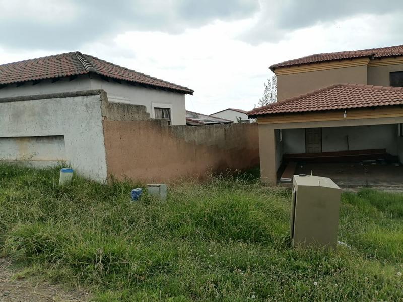 4 Bedroom Property for Sale in Zakariyya Park Gauteng