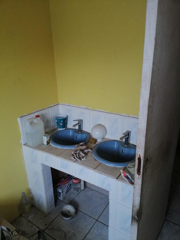 4 Bedroom Property for Sale in Zakariyya Park Gauteng