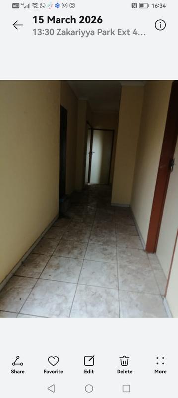 4 Bedroom Property for Sale in Zakariyya Park Gauteng