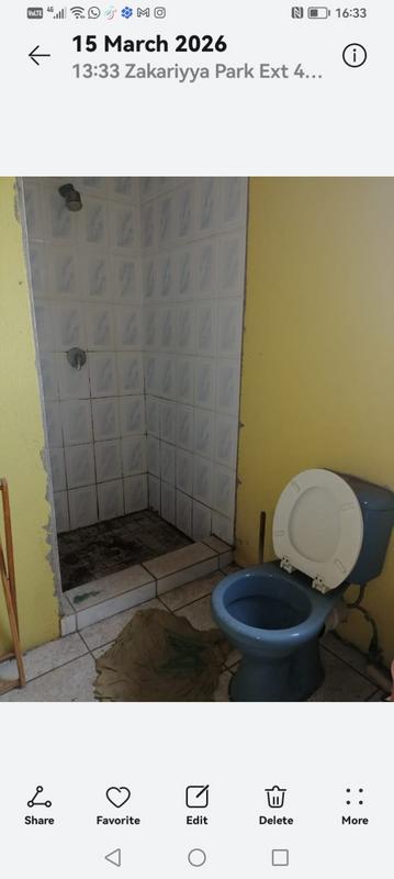 4 Bedroom Property for Sale in Zakariyya Park Gauteng