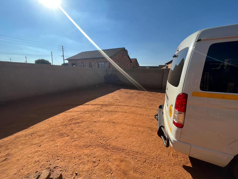 2 Bedroom Property for Sale in Protea Glen Gauteng