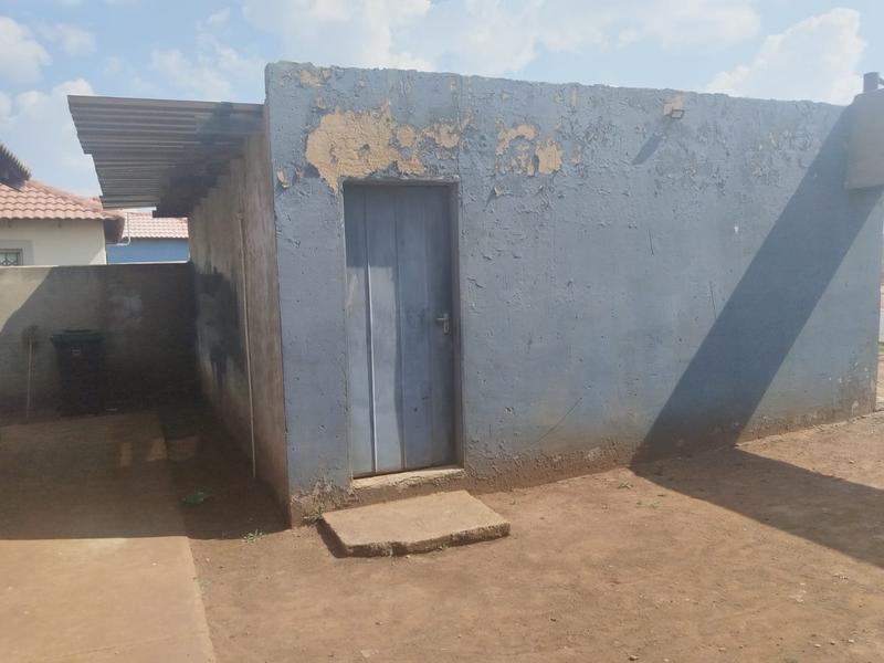 3 Bedroom Property for Sale in Lufhereng Gauteng