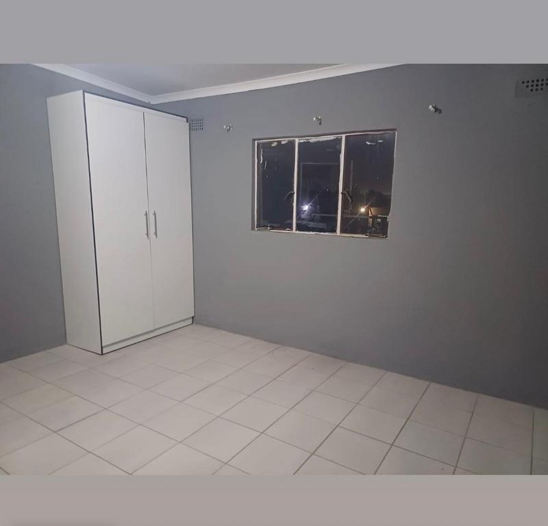 6 Bedroom Property for Sale in Tedstoneville Gauteng