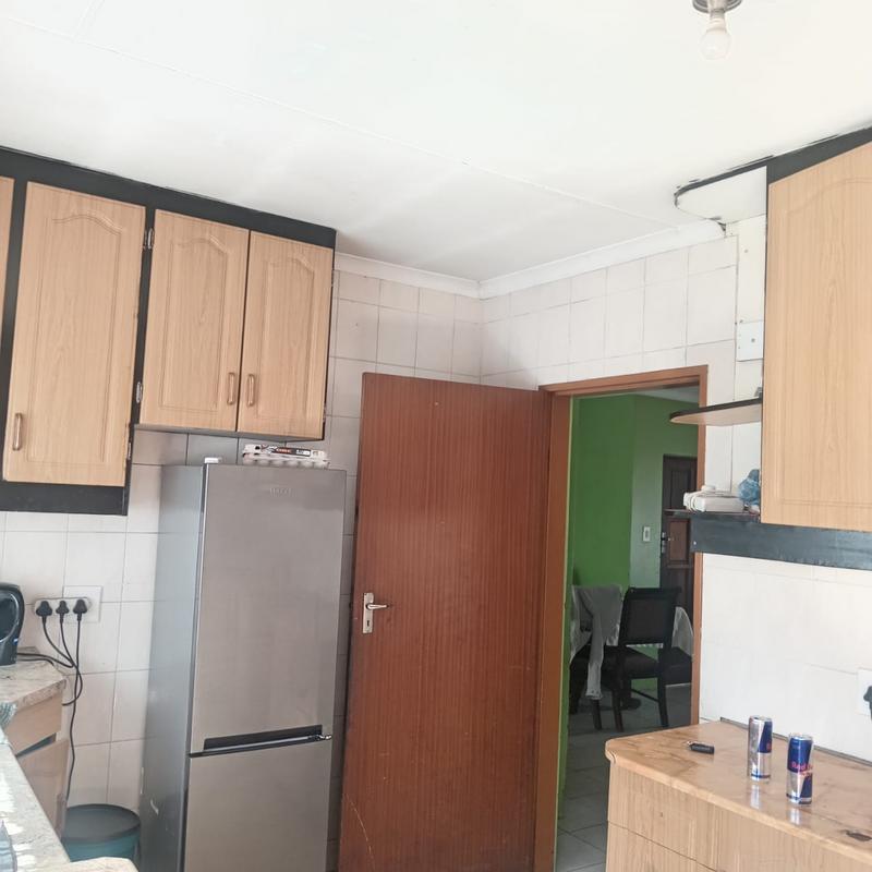 2 Bedroom Property for Sale in Katlehong South Gauteng