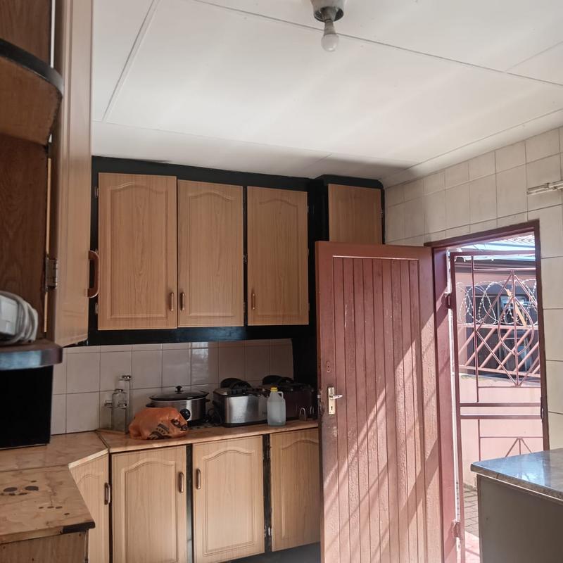 2 Bedroom Property for Sale in Katlehong South Gauteng