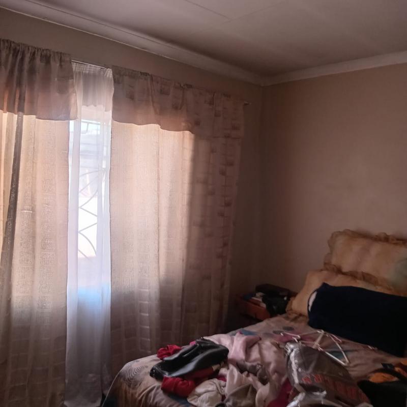 2 Bedroom Property for Sale in Katlehong South Gauteng