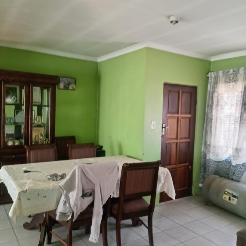 2 Bedroom Property for Sale in Katlehong South Gauteng
