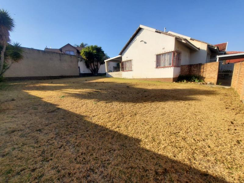 3 Bedroom Property for Sale in Alan Manor Gauteng