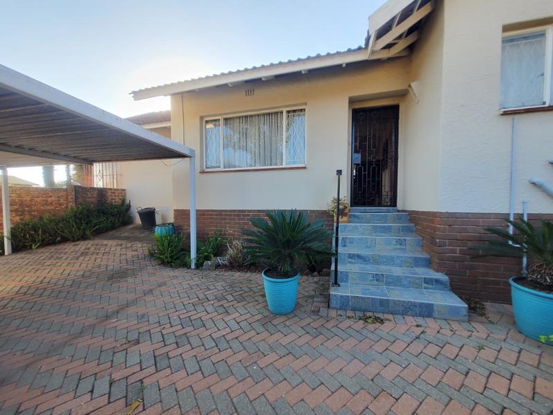 3 Bedroom Property for Sale in Alan Manor Gauteng