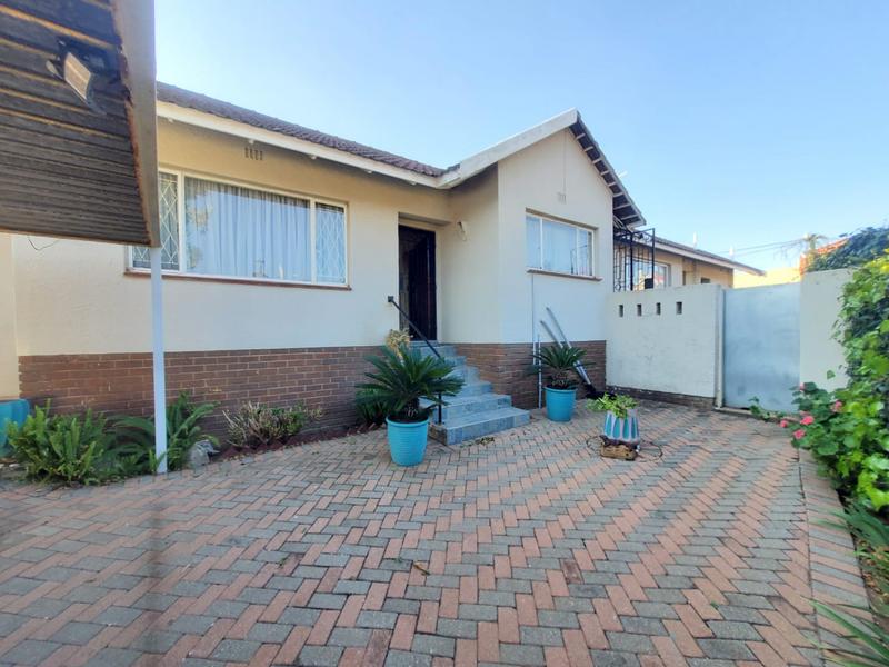 3 Bedroom Property for Sale in Alan Manor Gauteng
