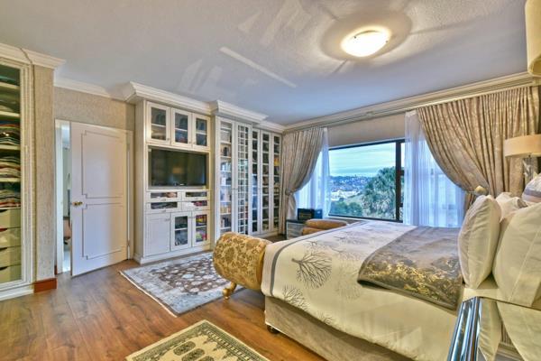 5 Bedroom Property for Sale in Glenvista Gauteng