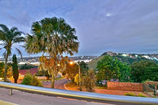 5 Bedroom Property for Sale in Glenvista Gauteng